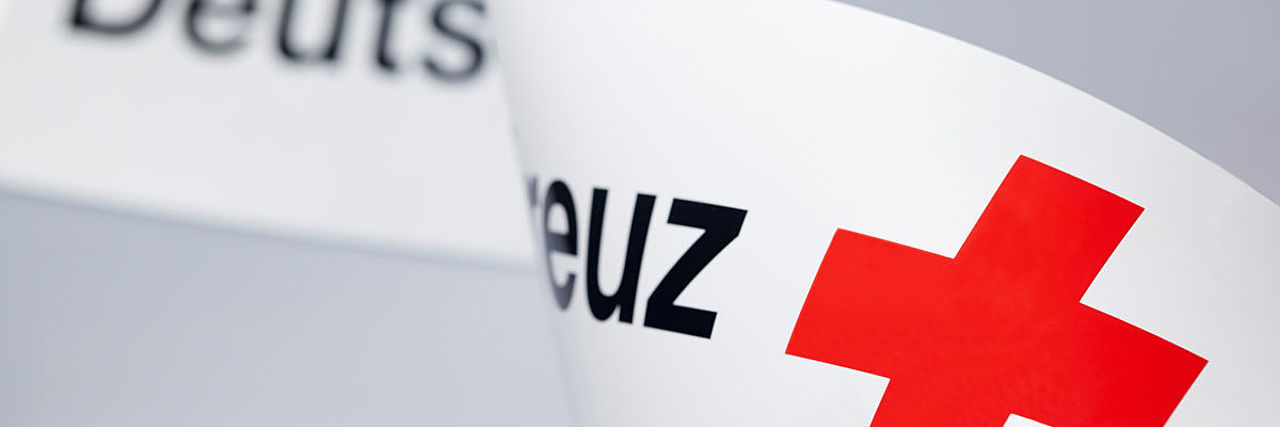 Banner 'Deutsches Rotes Kreuz' aus Papier